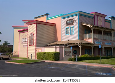 buck owens crystal palace logo