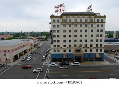 BAKERSFIELD, CA - MAY 8,2016: The Landmark Padre Hotel Was Constructed In 1928. Recently Renovated, It Now Accommodates Guests With Elegant Rooms And Fine Dining.