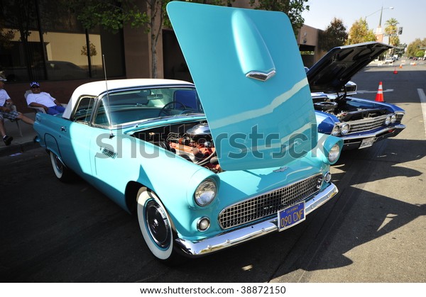 BAKERSFIELD, CA - OCT 10: 1956 Ford\
Thunderbird, one of four hundred custom vehicles on display in the\
downtown area for the Highway 99 Cruise \