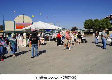 BAKERSFIELD, CA - SEPTEMBER 25: It Was Senior Day At The Kern County Fair Where Admission Was Free For The Over 55 Crowd On September 25, 2009, In Bakersfield, California .