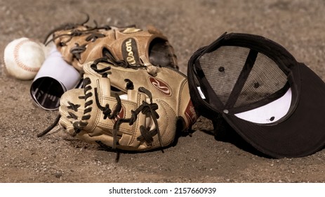 BAKERSFIELD, UNITED STATES - Mar 02, 2022: The Baseball Gear On The Ground In California State University Bakersfield