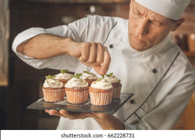  Bakery Chef Cooking Bake In The Kitchen Professional