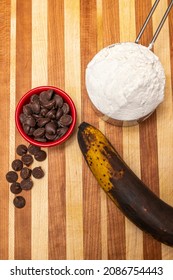 Baking Chocolate Chip Banana Bread