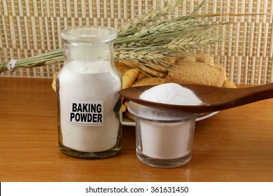 Baking Soda Or Baking Powder With Bread And Cookie