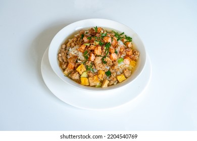 Bakmoy Is A Blend Of Two Cultures, Namely China And Java. Its Name Comes From The Word Ban Mui. The Composition Of This Meal Uses Pork Combined With Chicken And Beef.