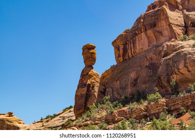 Balanced Rock Inside The Colorado National Monument