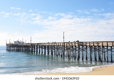 Balboa Pier, Balboa Peninsula, Newport Beach, California