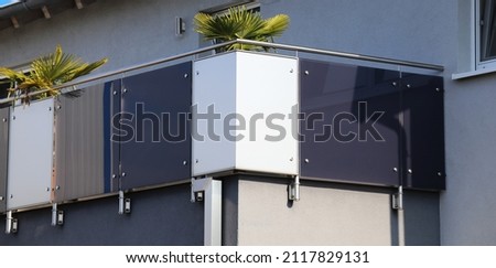 Balcony railing made of glass and stainless steel