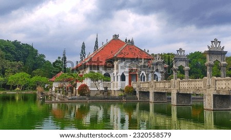 Bale Kambang Ujung water palace photo in Ujung Village with lake view
