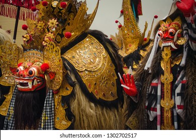 Bali Barong Rangda Used Bali Traditional Stock Photo 1302702517 ...