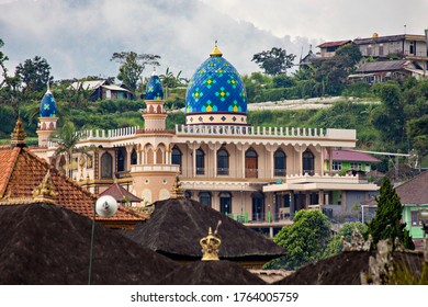 375 Masjid Besar Images, Stock Photos & Vectors | Shutterstock