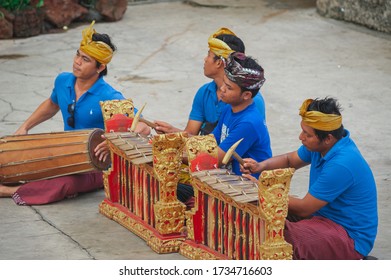 749 Garuda dancer Images, Stock Photos & Vectors | Shutterstock