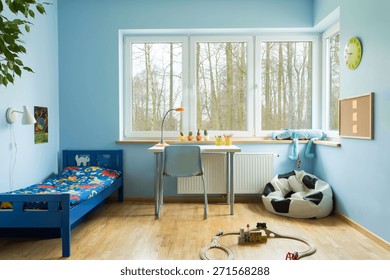 Ball Shape Sofa In Boy Toddler Room 