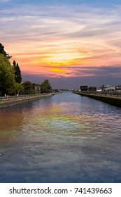 Ballard Locks At Sunrise In Seattle