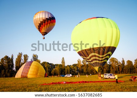 Balloon in the field. Preparing for flight
