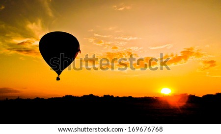 balloon silhouette with sunrise
