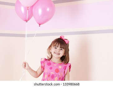 18,682 Girl Holding Pink Balloon Images, Stock Photos & Vectors ...