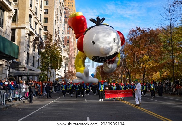 Balloons Different Characters Seen Floating Over Stock Photo 2080985194 ...