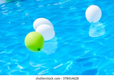 Balloons Swimming Summer Pool Poolside Party Stock Photo 378414628