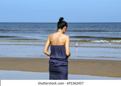 Consider, that Hairy men walking beach with you Hairy men walking beach think, that