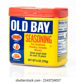 Baltimore, Maryland US - April 06, 2022: Metal 6 Ounce Can Of Old Bay Seasoning Herb And Spice Mix Used As Topping On Poultry, Meat, Seafood And More. The Trademarked Blend Has Many Copy Cat Recipes