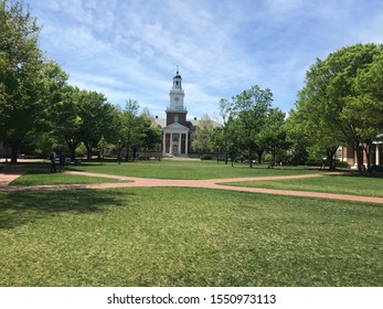 Baltimore, Maryland / US - April 24, 2019: The Beach And Grassy Tree Lined Brick Walkways For College Students Walking To Class Buildings On The Homewood Campus Of Johns Hopkins University 