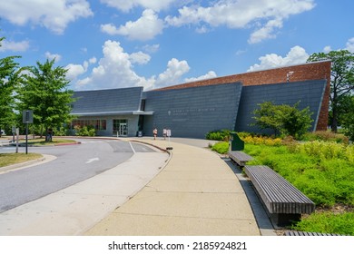 Baltimore, MD, USA – August 2, 2022: The Entrance Gate Sign Of Fort McHenry, Which Was Attacked During The Battle Of Baltimore In The War Of 1812 By The British Navy.