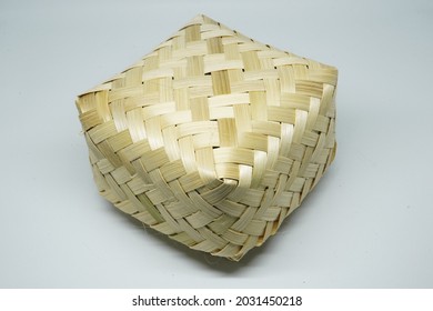 Bamboo Besek Is A Traditional Food Box Made Of Woven Bamboo Which Is Used To Store Goods Or Food. Besek Is A Traditional Hand Crafted Food Container Originating From Java, Indonesia.