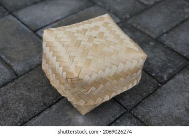 Bamboo Besek Is A Traditional Food Box Made Of Woven Bamboo Which Is Used To Store Goods Or Food. Besek Is A Traditional Hand Crafted Food Container Originating From Java, Indonesia.