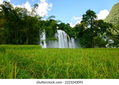 Ban Gioc Waterfall In Cao Bang, Viet Nam - The Waterfalls Are Located In An Area Of Mature Karst Formations Were The Original Limestone Bedrock Layers Are Being Eroded