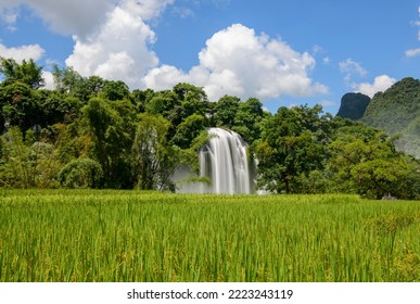 Ban Gioc Waterfall In Cao Bang, Viet Nam - The Waterfalls Are Located In An Area Of Mature Karst Formations Were The Original Limestone Bedrock Layers Are Being Eroded