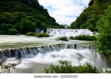 Ban Gioc Waterfall In Cao Bang, Viet Nam - The Waterfalls Are Located In An Area Of Mature Karst Formations Were The Original Limestone Bedrock Layers Are Being Eroded