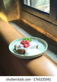 Banana Bread With Yogurt And Stawberry