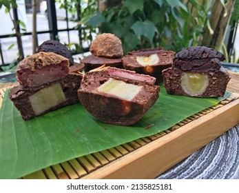 Banana Cupcake With Mashed Purple Potatoes And Mashed Taro And Almond