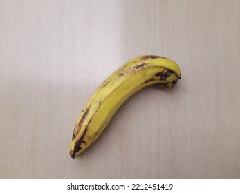 Banana Fruit (Musa Paradisiaca) On A Wooden Background. Healthy Food Background Concept, Organic, Diet, Breakfast, Lunch, Dinner, Lifestyle, Cholesterol Food, Snack, Culinary, Eat, Nutrition, Protein