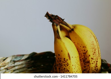 Bananas in the weaved basket