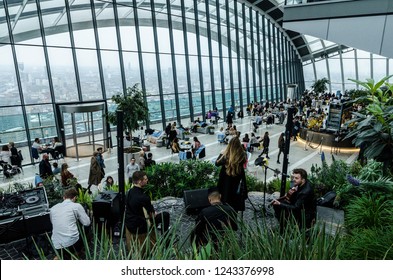 15,029 London sky garden Images, Stock Photos & Vectors | Shutterstock