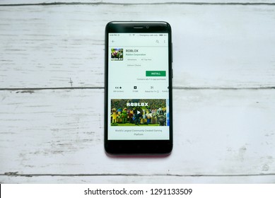 Fotos Imágenes Y Otros Productos Fotográficos De Stock - how to play roblox on android phone