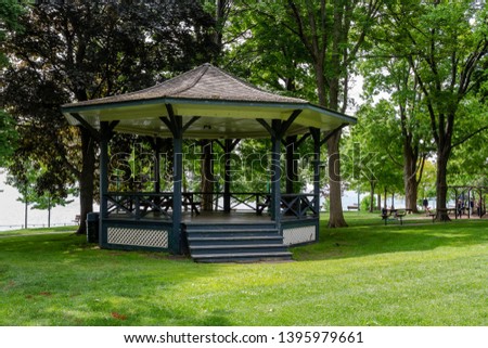 Bandstand in the Lakeside Park in Oakville lake shore. Foto stock © 