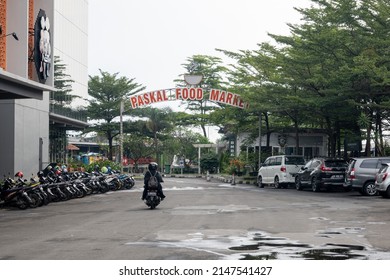 Bandung, Indonesia - 11 April 2022: Entrance To Paskal Food Market, Bandung.