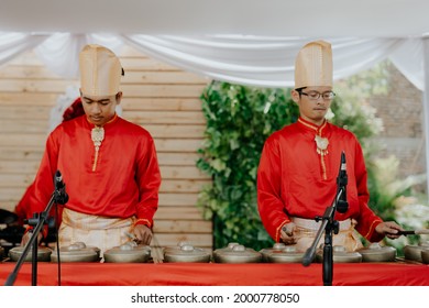 Bandung, Indonesia April 14 2018 : Talempong, Traditional Minangkabau Musical Instruments Typical Of West Sumatra, Indonesia