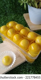 Bandung, Indonesia. April, 21 2022. Pineapple Cookies Made From Butter Cookie And Jam Inside. Smeared By Egg Yolk And Oil, Baked In 160°c. Served In Plastic Box . 