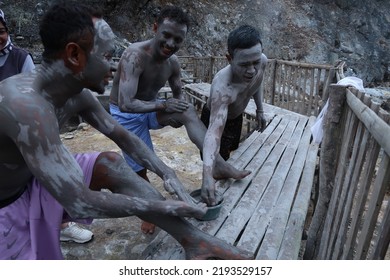 Bandung, Indonesia - Aug 11 2022 : Natural Sulphur Mud Bath In Kawah Rengganis National Park