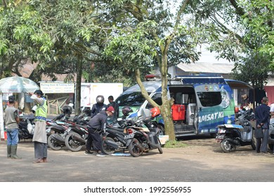 Bandung, Indonesia - June 17, 2021:  Samsat Rounds Of West Java