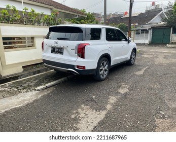 Bandung , Indonesia - October 7 2022 :  Hyundai Palisade 2021. Nice Premium Hyundai Car