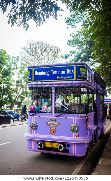 Bandung, West Java, Indonesia - 11/03/2018 :
Bandros or Bandung Tour on Bus, a Sightseeing City Tour Bus for
Tourists in Bandung, West Java, Indonesia. It is a special
transportation for
tourism.