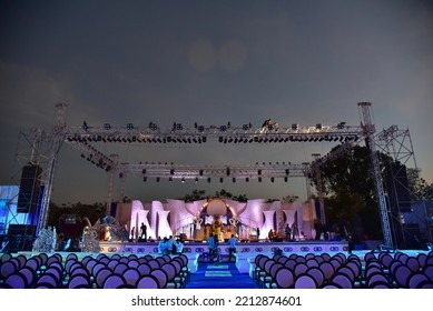 Bangalore, India 14th September 2022: Grand And Luxurious Indian Wedding Reception And It's Decoration. Big Fat Indian Themed Wedding.