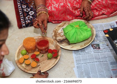 Bangalore, India 8th June 2022: Graha Pravesh. Grah Pravesh is a Hindu ceremony performed on the occasion of an individual's first time entering their new home.