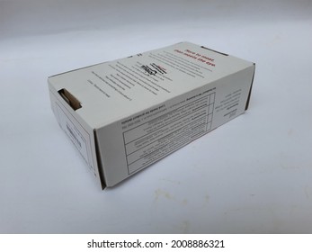 BANGALORE, INDIA - Jun 27, 2021: Bangalore, Karnataka, India, June 27 2021, Closeup Of Licious Company Non Veg Or Meat Packed In The Box Isolated On White Background