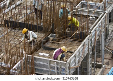 66,826 Construction In India Images, Stock Photos & Vectors 